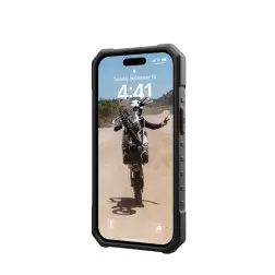 UAG Pathfinder MagSafe, black - iPhone 15