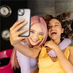 Spigen Ultra Hybrid, crystal clear - iPhone 15