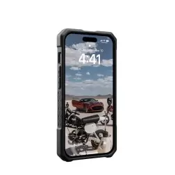 UAG Monarch Pro MagSafe, carbon fiber - iPhone 15