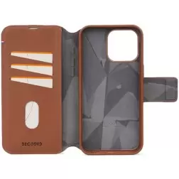 Decoded Leather Detachable Wallet, tan - iPhone 15 Pro Max