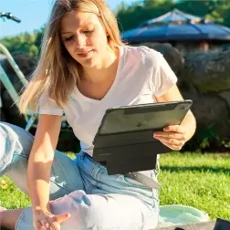 Spigen Ultra Hybrid Pro, black - iPad Pro 11" 2022/2021/2020/2018