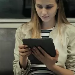 Spigen Ultra Hybrid Pro, black - iPad Pro 11" 2022/2021/2020/2018