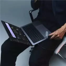 Ledger Nano S Plus aparatinė kripto piniginė | Greitas pristatymas