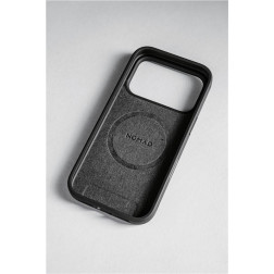 Dėklas Nomad Modern Leather Case, black - iPhone 17 Pro