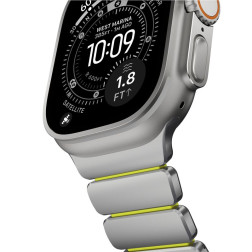 Nomad Stratos Band FKM – Titanium & FKM Rubber Apple Watch Band